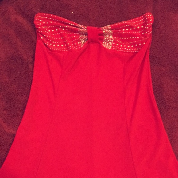 Dress - Picture 1 of 2